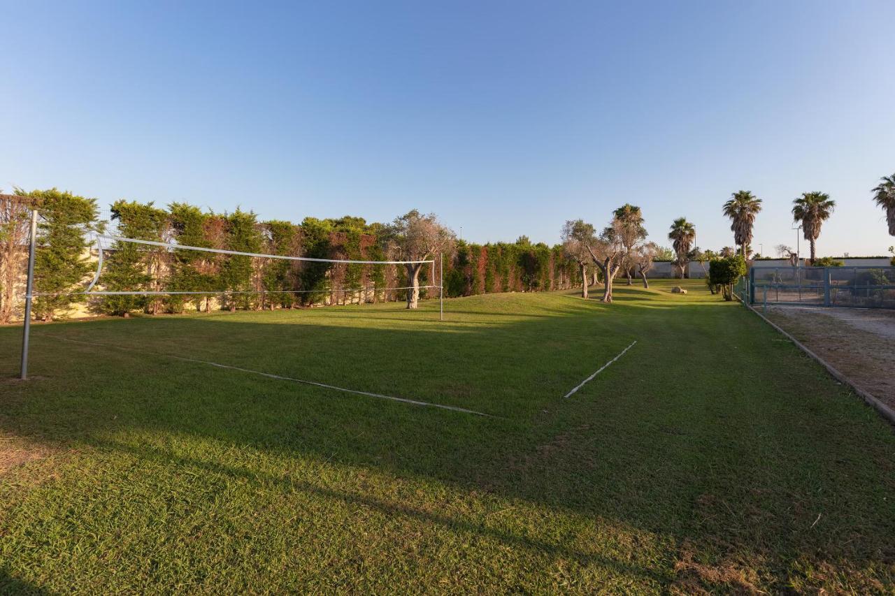 Bed & Breakfast Giardini Di Marzo เลชเช ภายนอก รูปภาพ