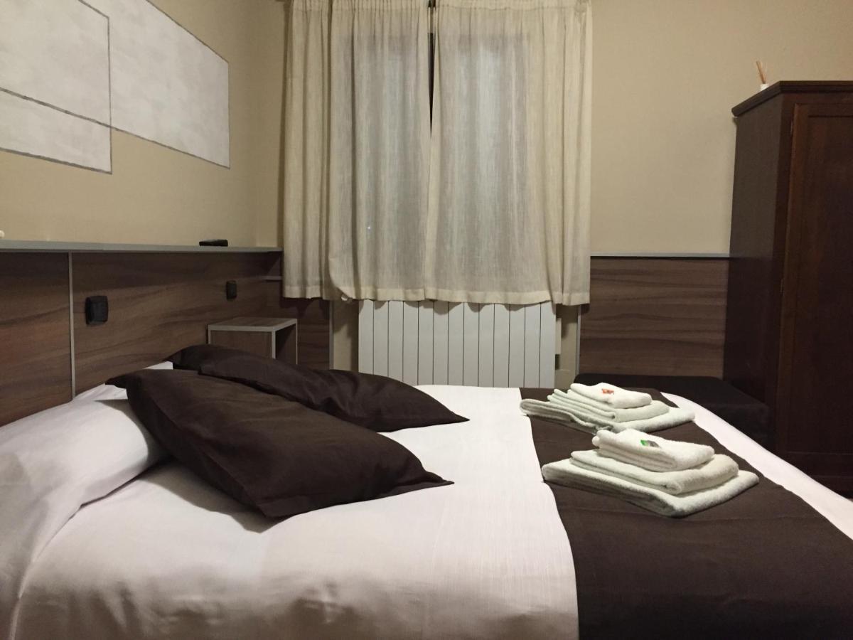 Bed & Breakfast Giardini Di Marzo เลชเช ภายนอก รูปภาพ
