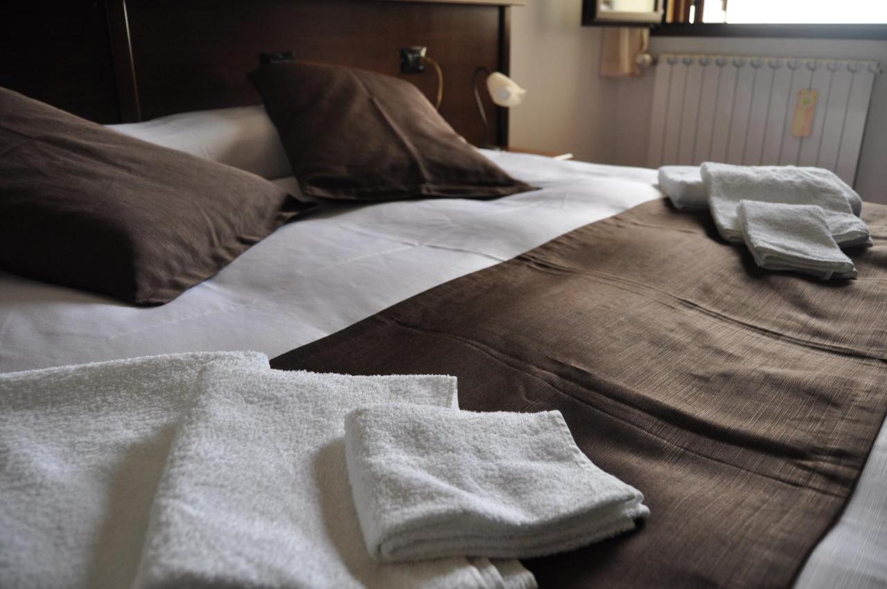 Bed & Breakfast Giardini Di Marzo เลชเช ภายนอก รูปภาพ