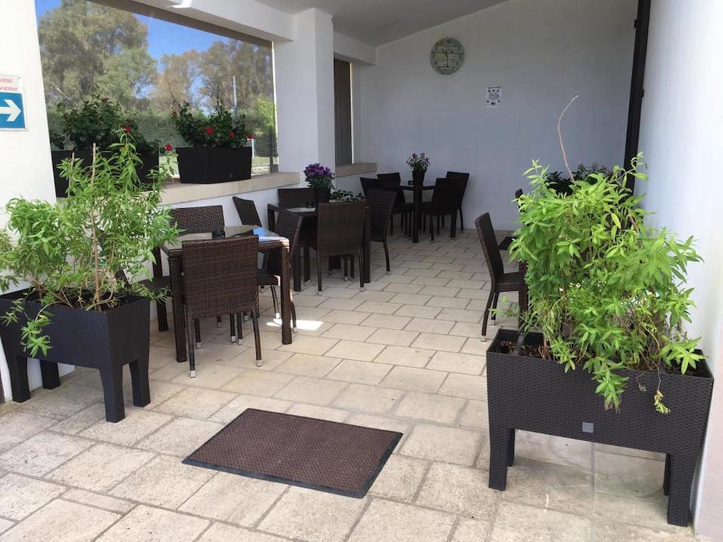 Bed & Breakfast Giardini Di Marzo เลชเช ภายนอก รูปภาพ