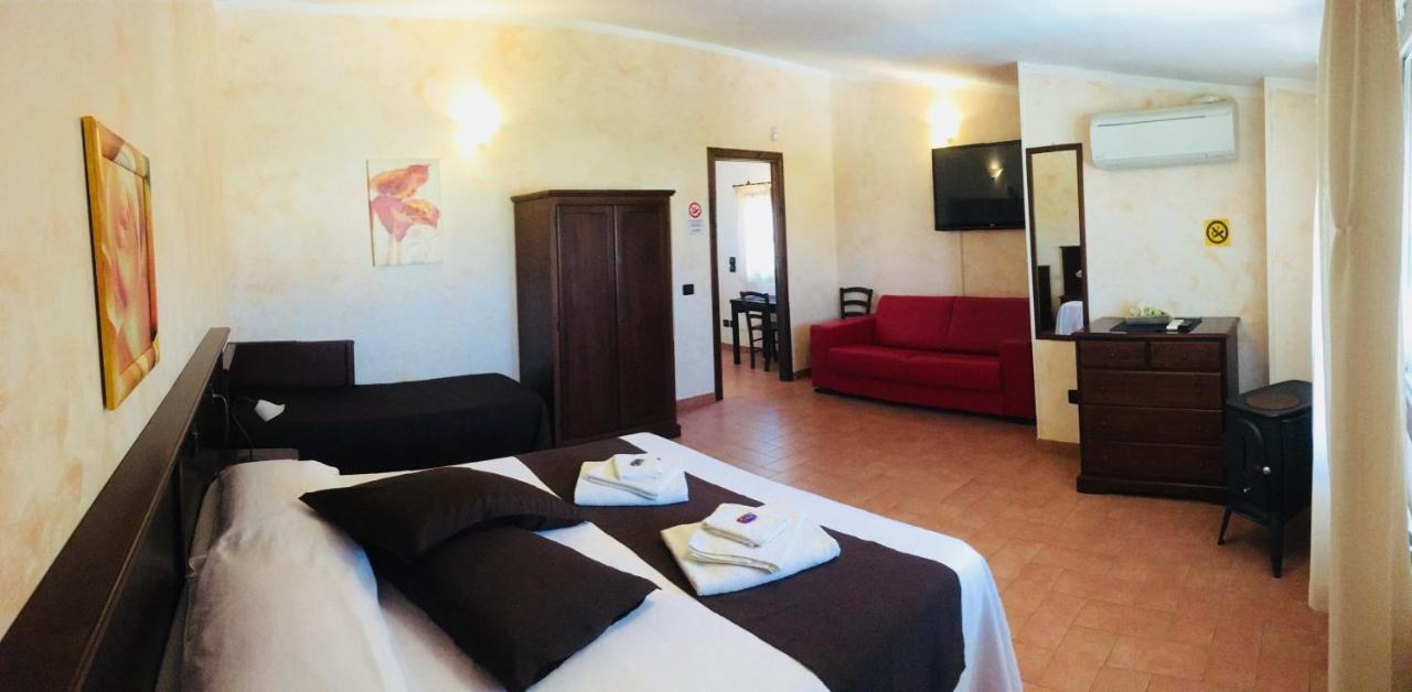 Bed & Breakfast Giardini Di Marzo เลชเช ภายนอก รูปภาพ